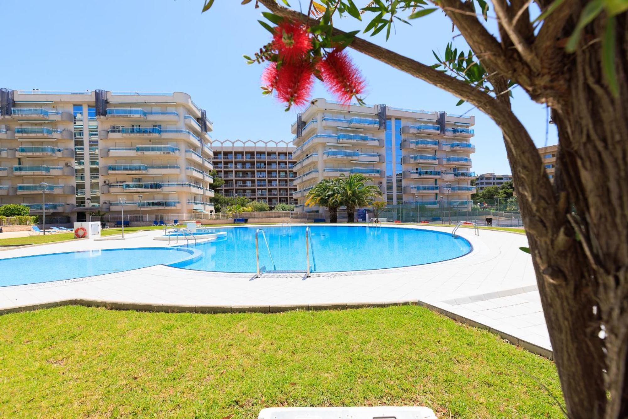 Uhc Larimar Family Complex Apartment Salou Bagian luar foto