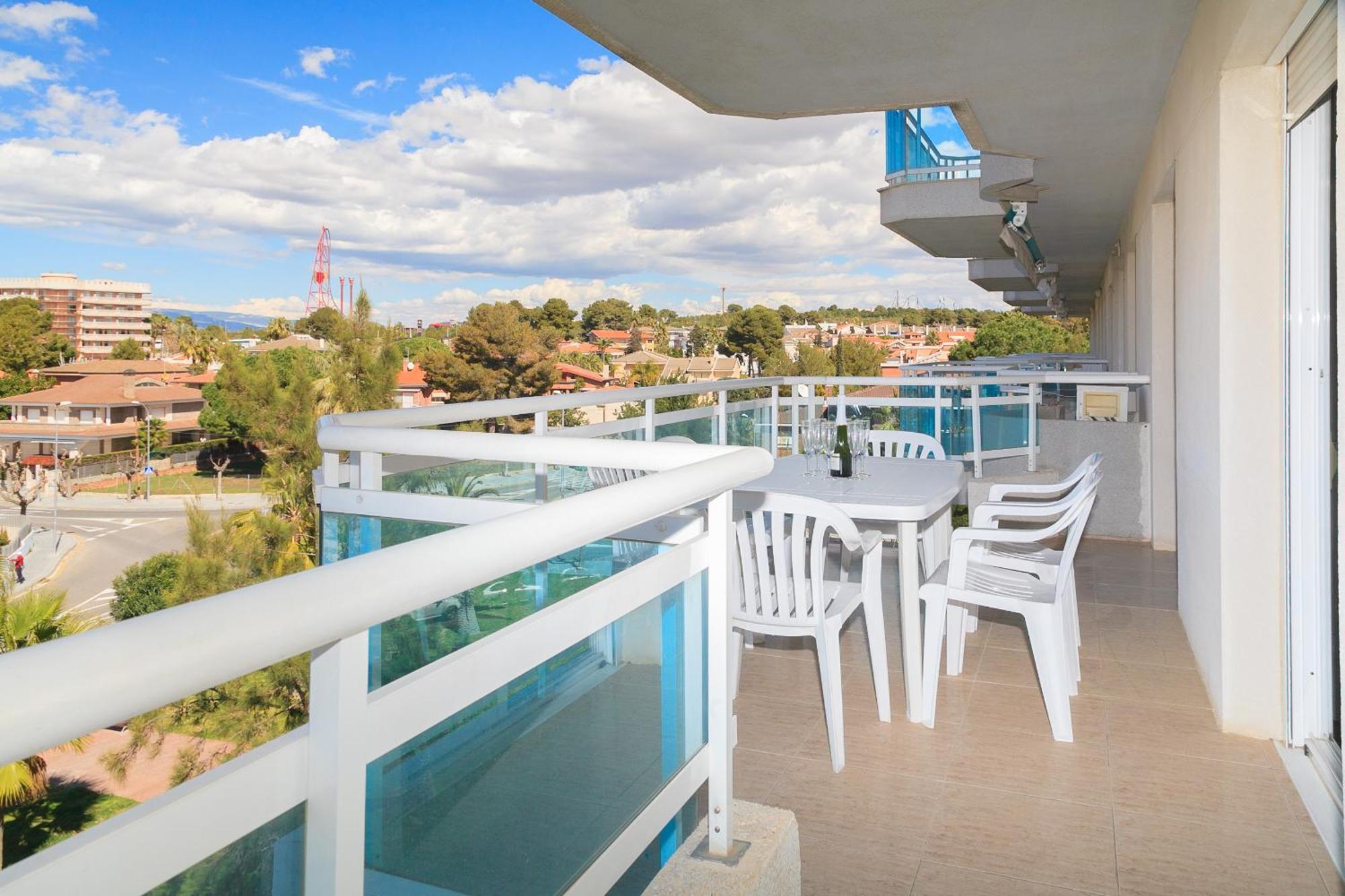 Uhc Larimar Family Complex Apartment Salou Bagian luar foto